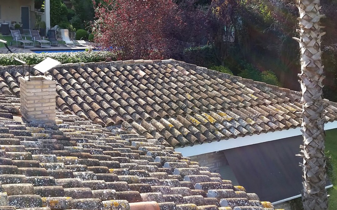 Manteniment de coberta de casa unifamiliar, Girona